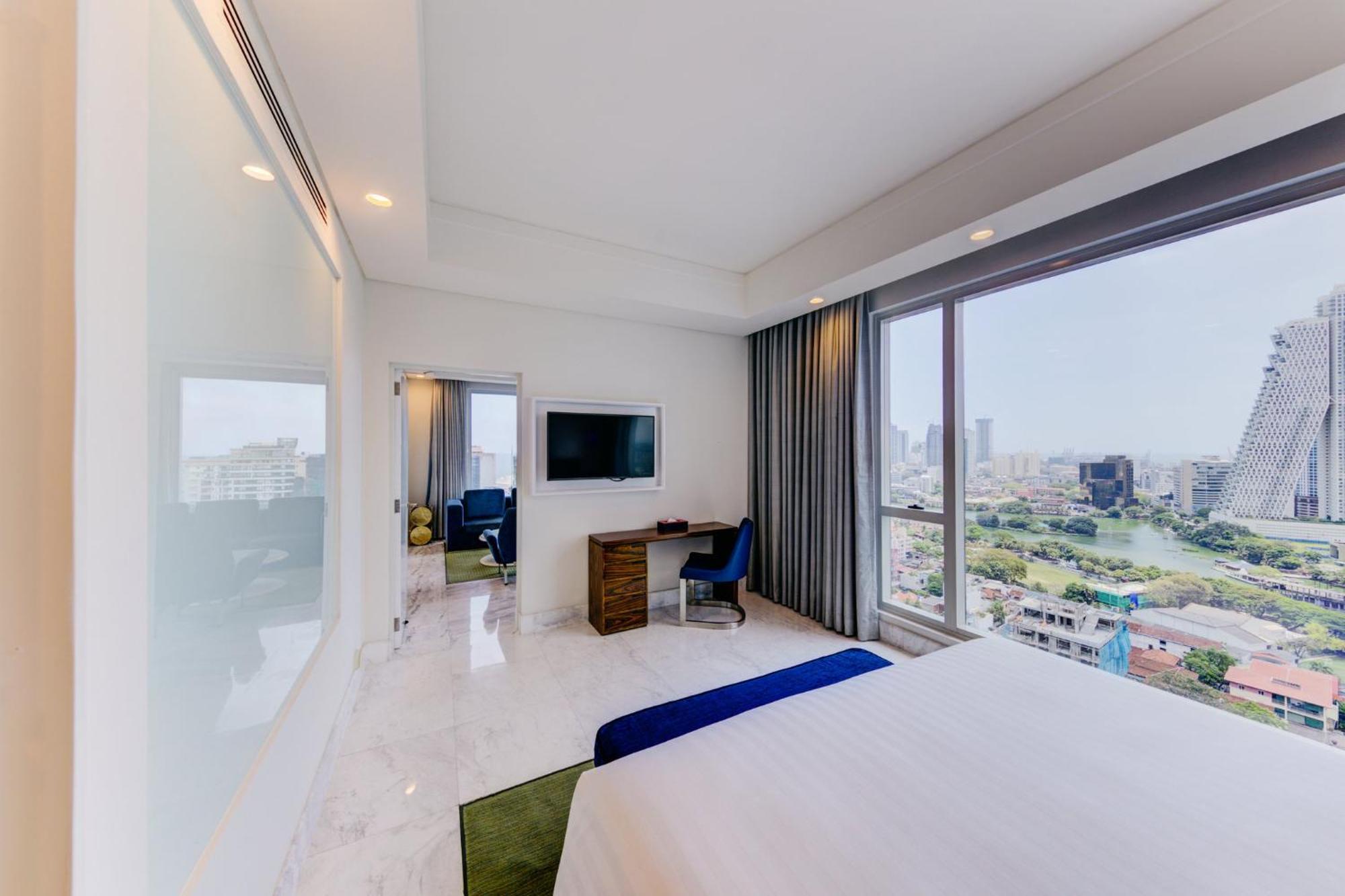 Cinnamon Red Colombo Ngoại thất bức ảnh